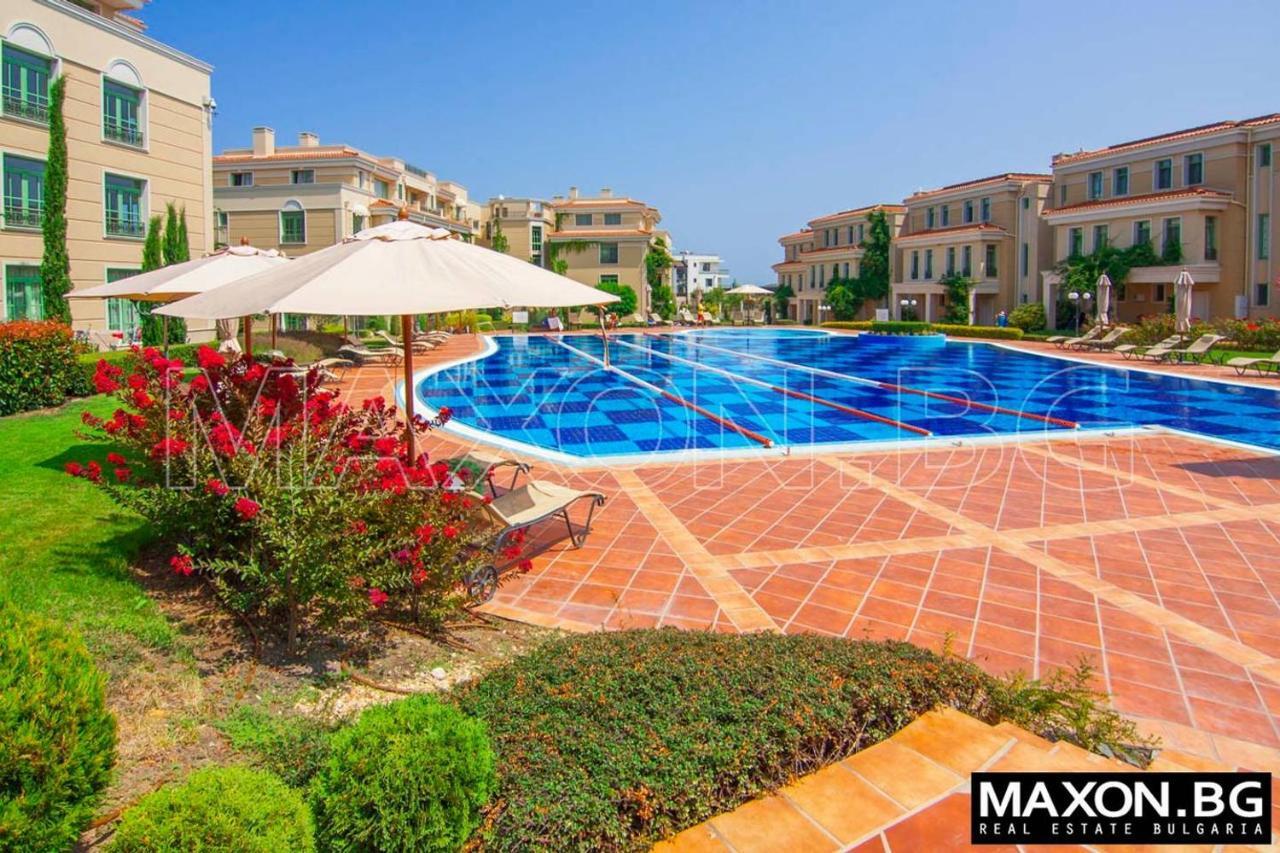 Flores Garden Sea View Apartment With Balcony تشيرنوموريتس المظهر الخارجي الصورة