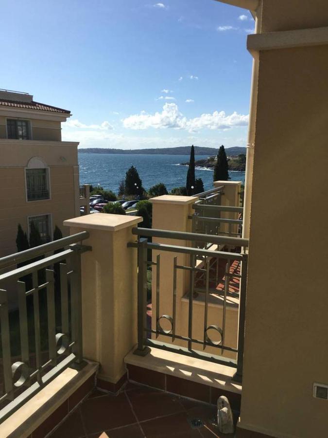 Flores Garden Sea View Apartment With Balcony تشيرنوموريتس المظهر الخارجي الصورة